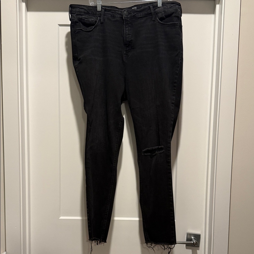 Old Navy Women's Black Skinny Jeans